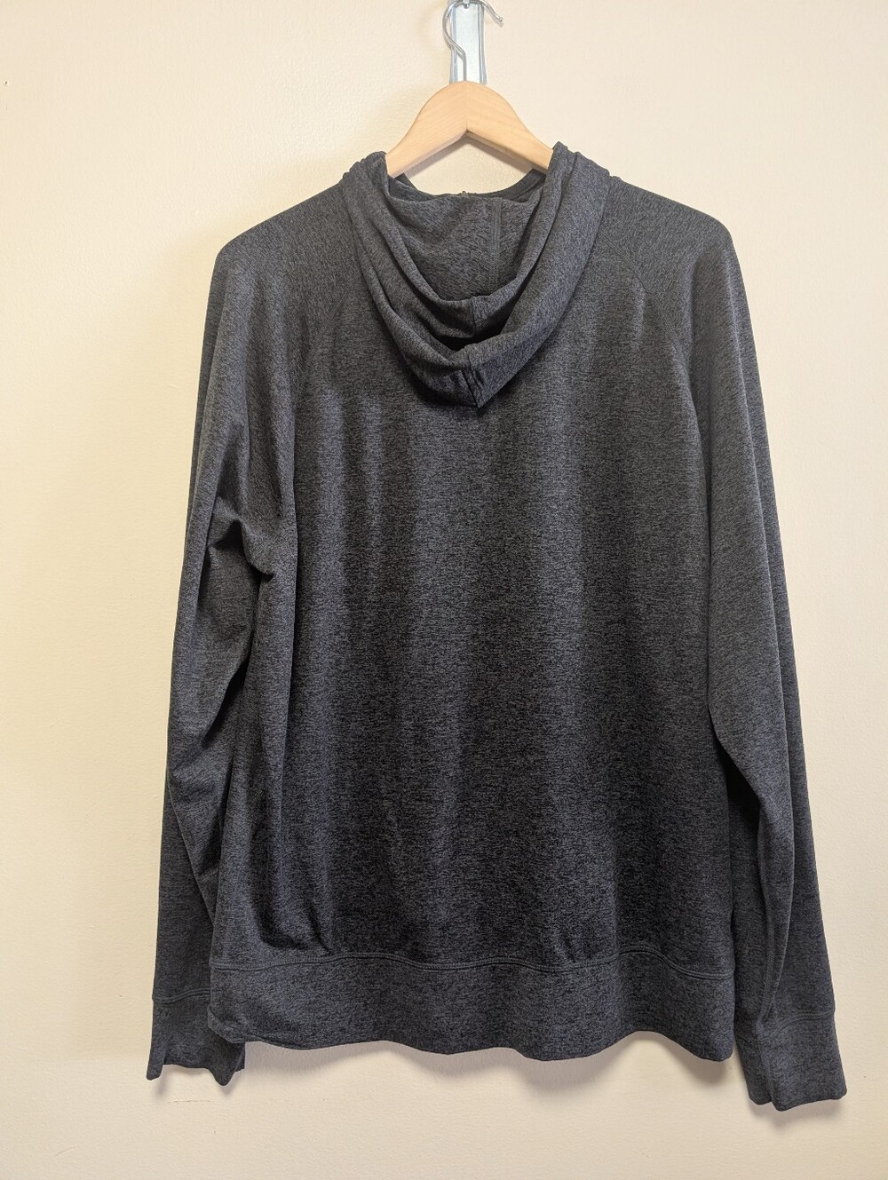 Vuori Men's Performance Half Zip Hoodie Heather Charcoal Gray Size Large - Picture 7 of 8